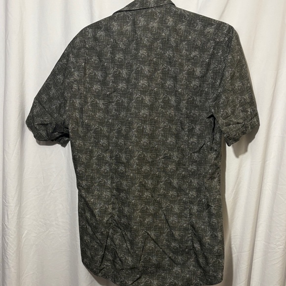 Hugo Boss Dark Patterned Button Shirt - Picture 4 of 4